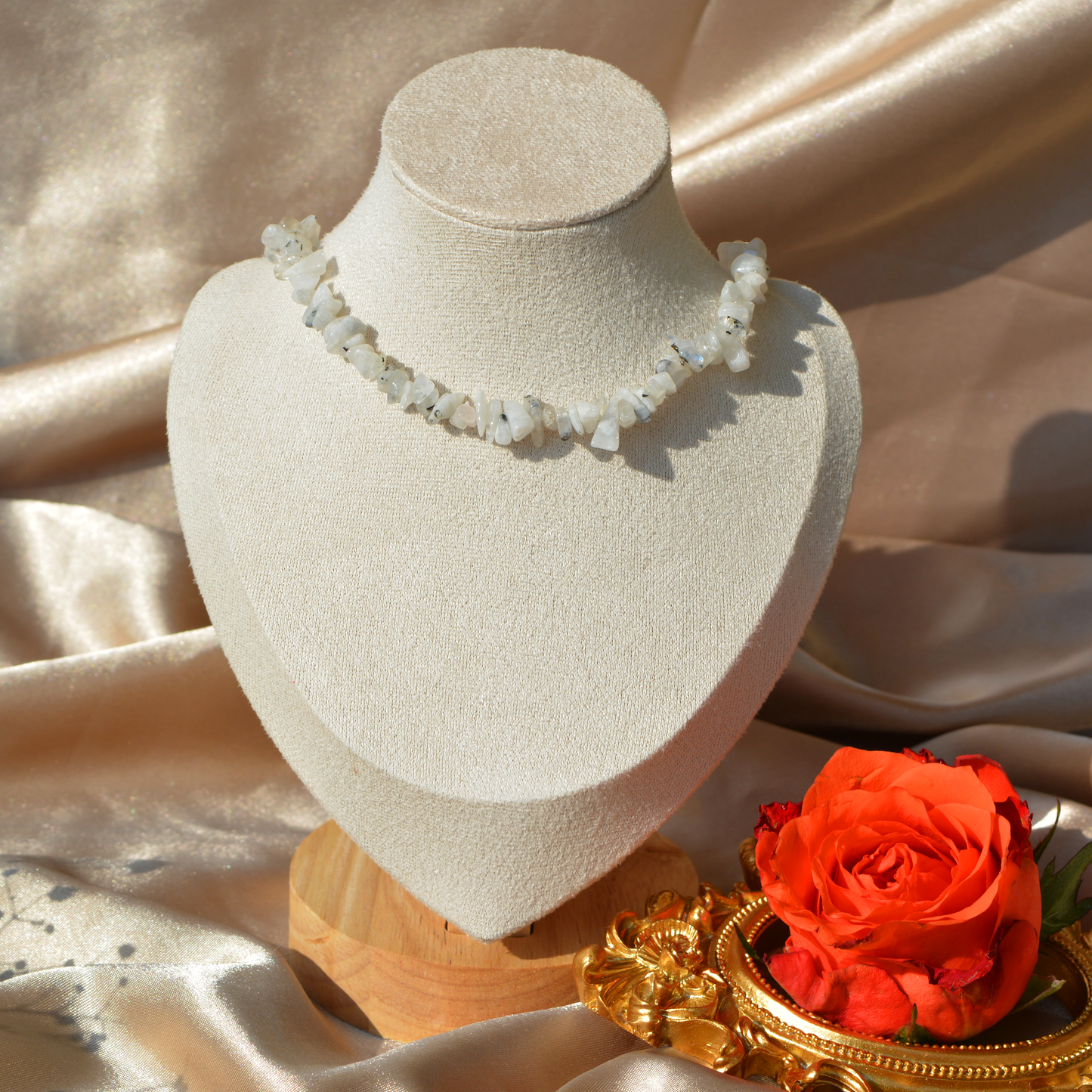 Moonstone choker ogrlica